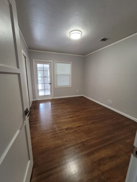 Building Photo - 3948 Rose Ave