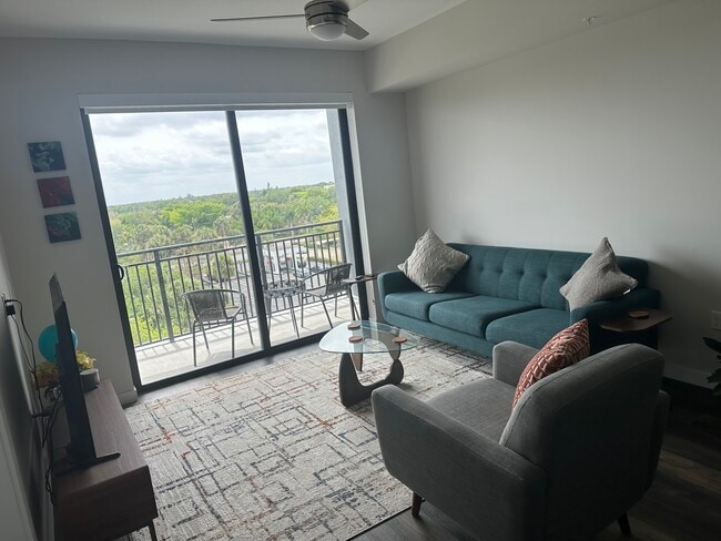 Building Photo - 3210 N University Dr