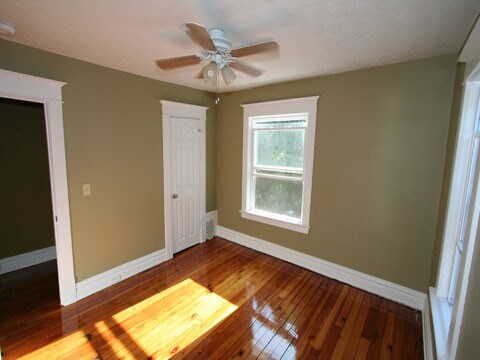 Building Photo - 206 Garfield Ave NW