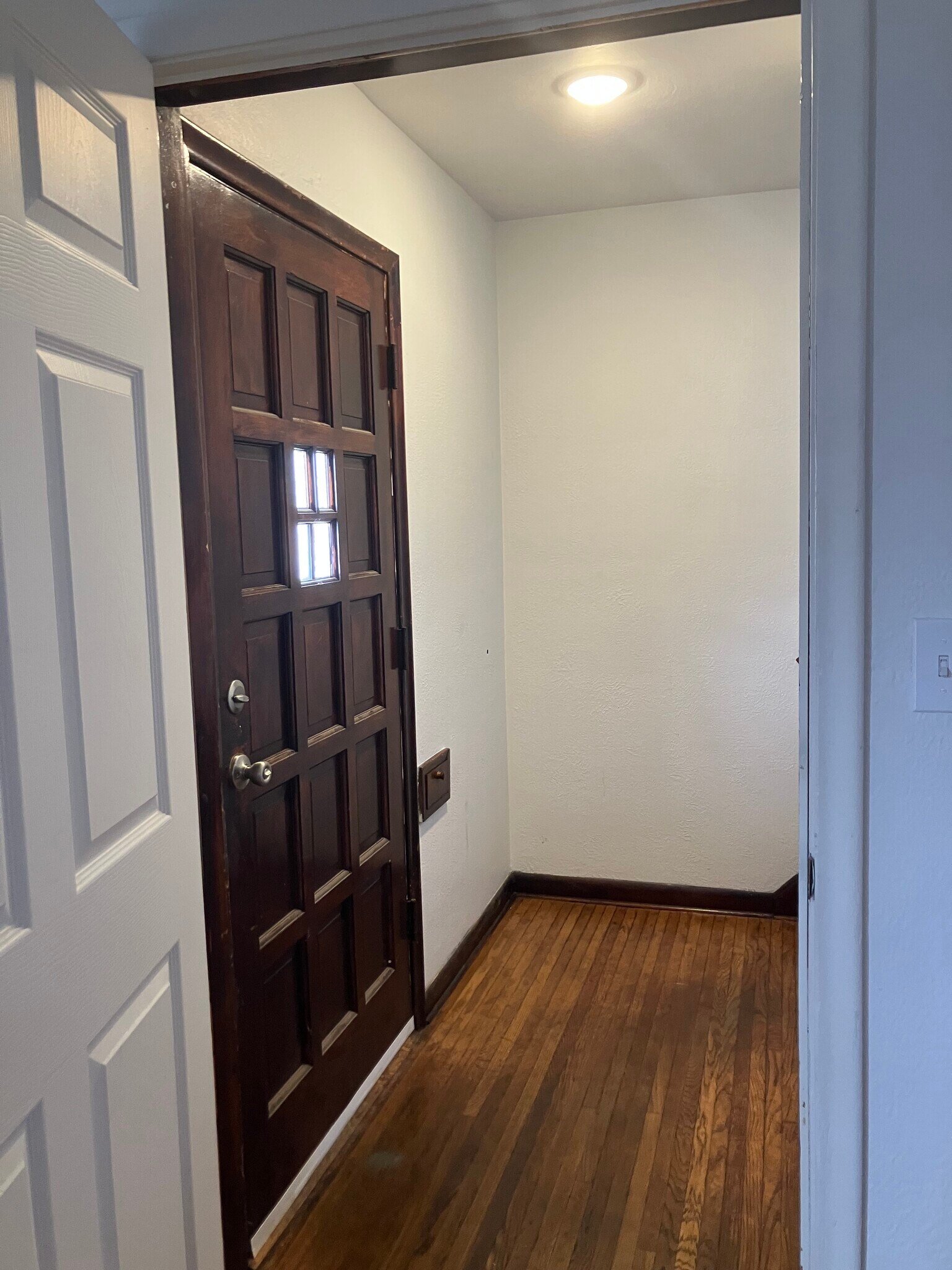 Front entrance - 3802 Burton Ave