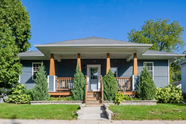 Primary Photo - 228 N Rankin St