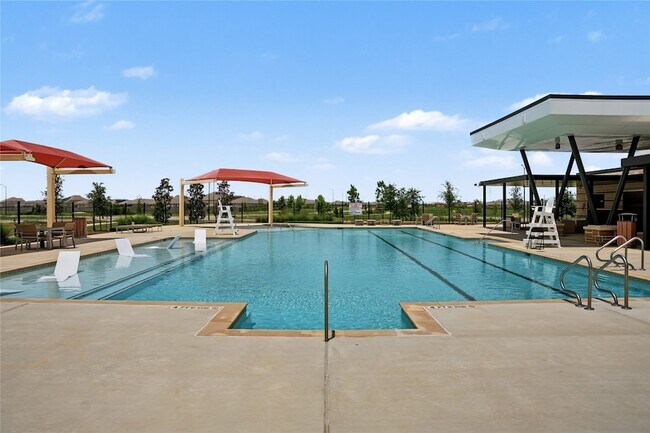 Building Photo - 16819 Spotted Oak Dr