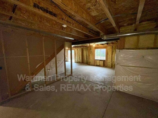 Building Photo - 213 Audubon Dr