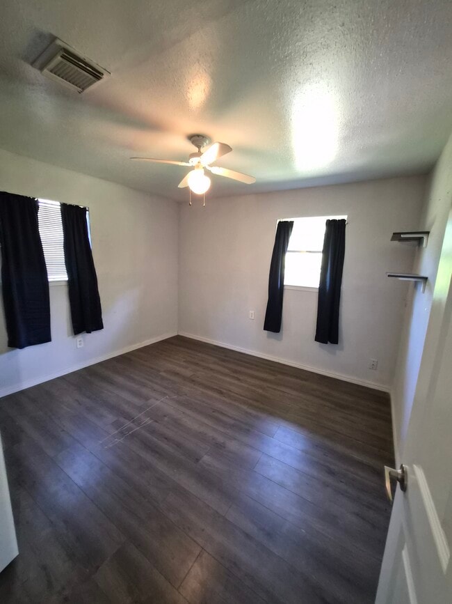 Building Photo - 12335 Roy Rd