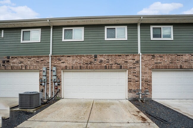 Building Photo - 12611 Taymouth Manor Dr