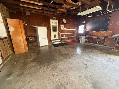 Building Photo - 4054 State Rd