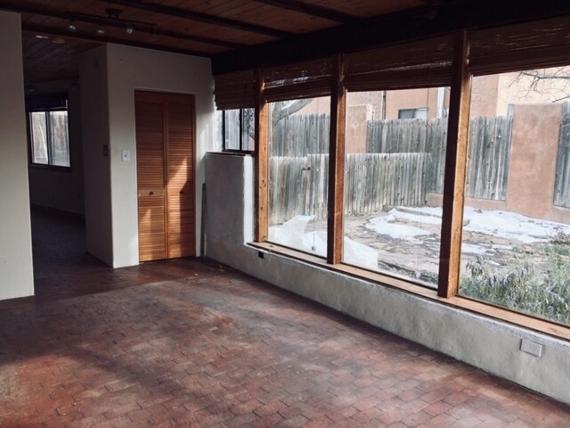 Building Photo - 397 Alejandro St