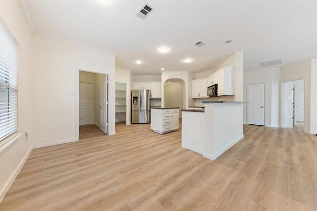 Building Photo - 1164 Roping Reins Way