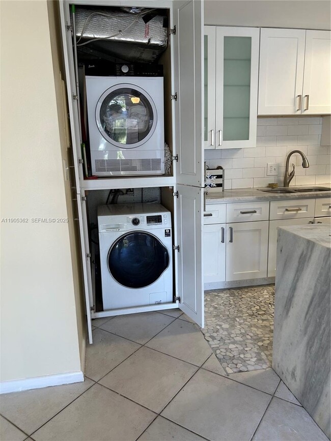 Building Photo - 600 Executive Center Dr