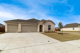 Building Photo - 800 Chip St