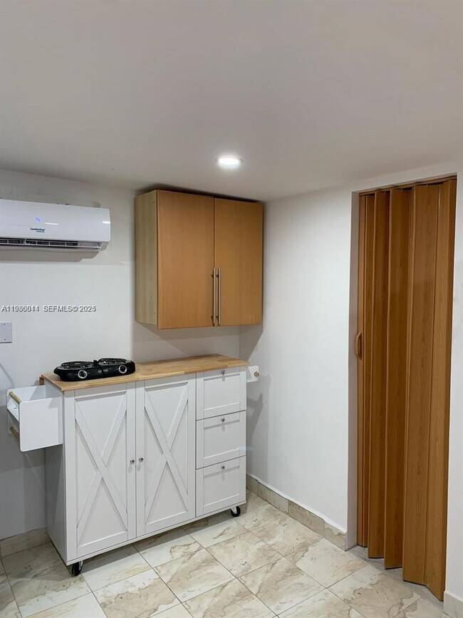 Building Photo - 20811 NW Miami Pl