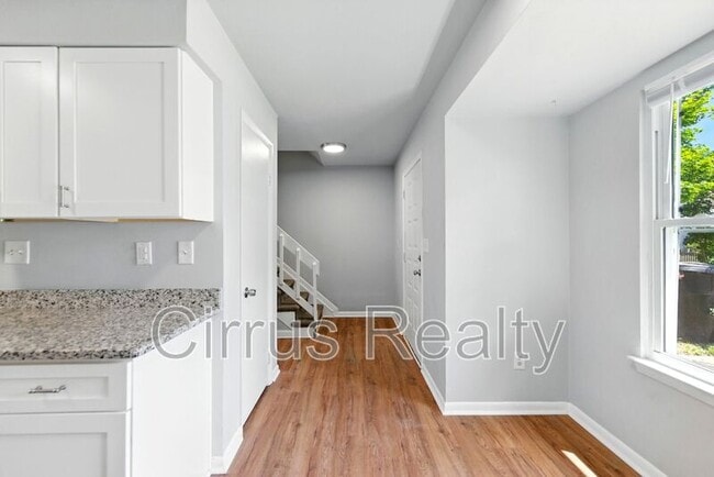 Building Photo - 3512 Bancroft Dr