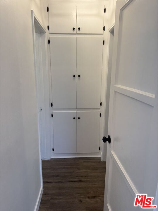 Building Photo - 2560 Venice Blvd.