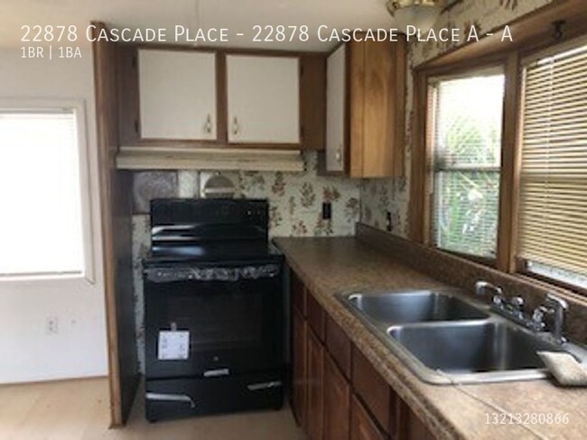 Building Photo - Large Studio Apartment in Mobile Home Comm...