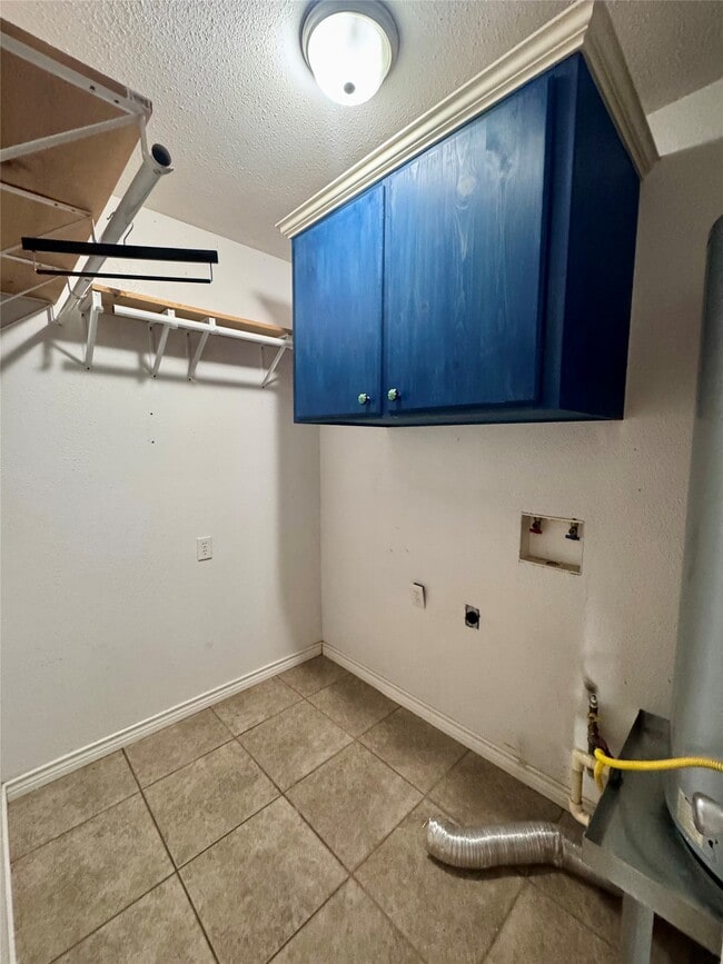 Building Photo - 345 Rachal Ave