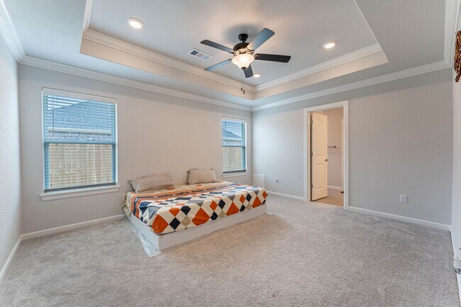 Building Photo - 440 Peach Ave