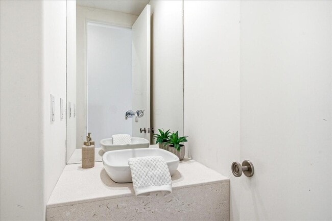 Building Photo - 78905 Mission Dr W