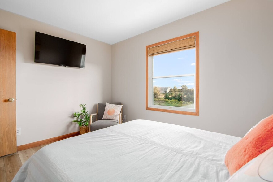 Building Photo - 10268 Cleveland Rd