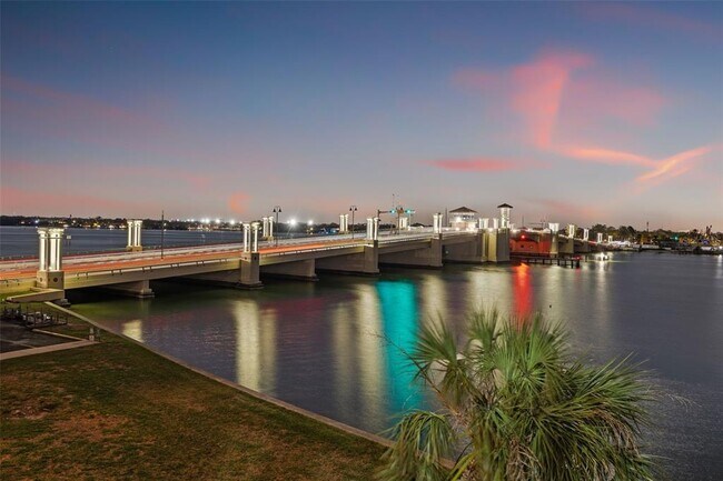 Building Photo - 500 Treasure Island Causeway