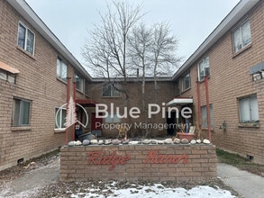 Building Photo - 350 S Ridge Ave