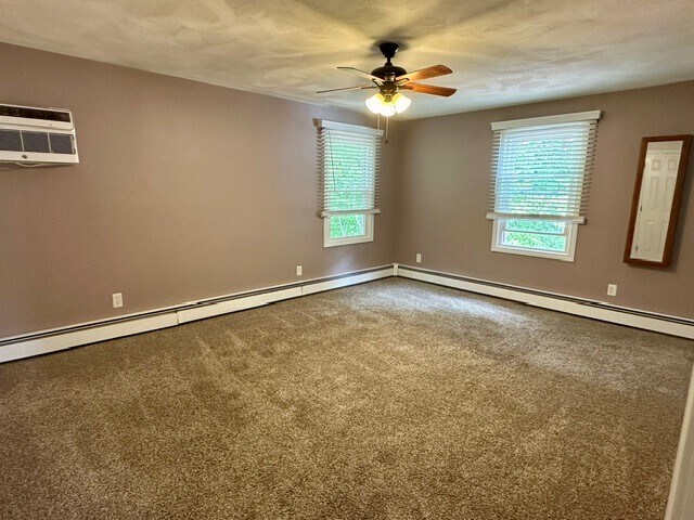 Master Bedroom - 143 Oak Park Dr