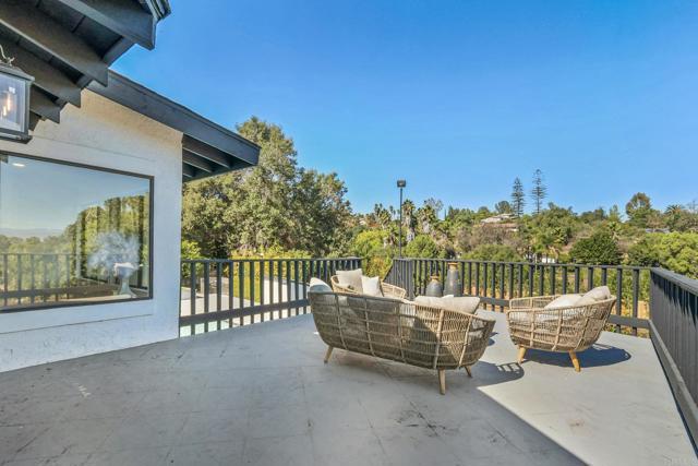 Building Photo - 1051 Via Rancho Pkwy