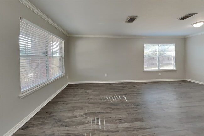 Building Photo - 29415 Legends Stone Dr