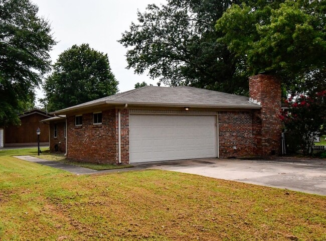 Building Photo - Bixby Single Story Ranch in Great Location!
