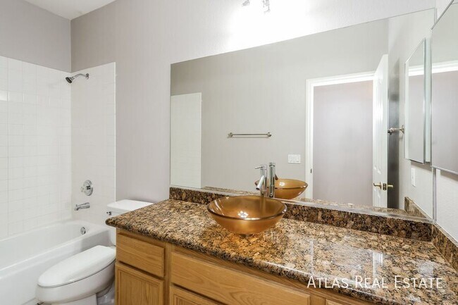 Building Photo - 1769 Clear River Falls Ln