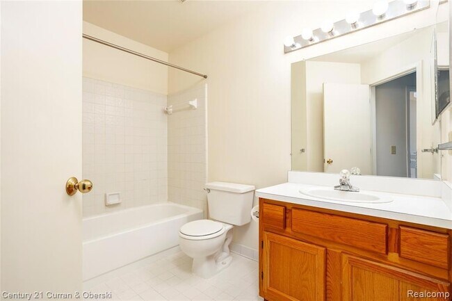 Building Photo - 9429 Westwind Dr