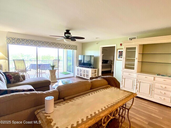 Building Photo - 732 Bayside Dr