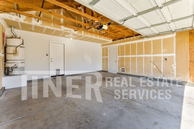 Building Photo - 8560 Harvest House Way