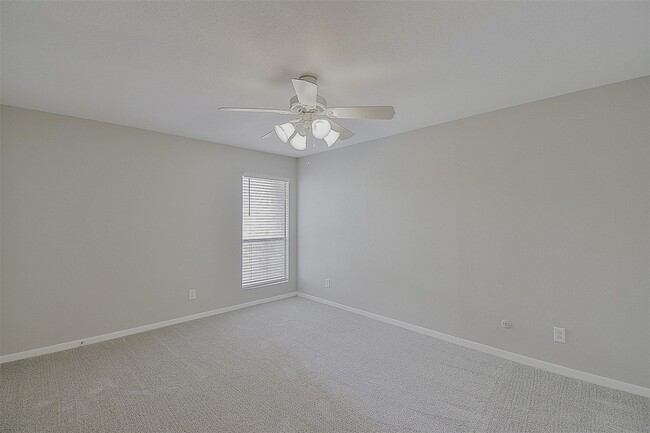 Building Photo - 12955 Woodforest Blvd