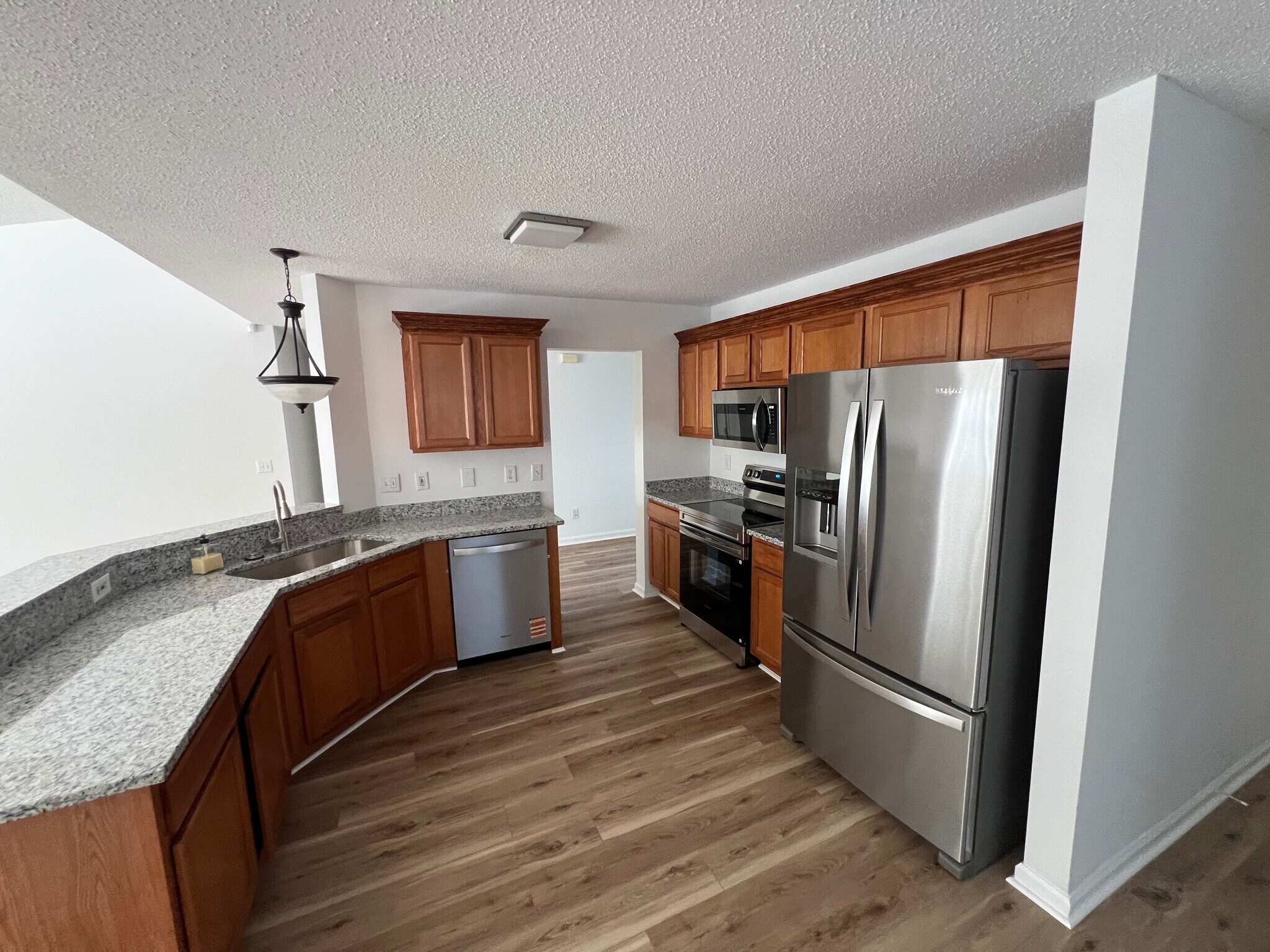 Building Photo - 5343 Tidewater Dr