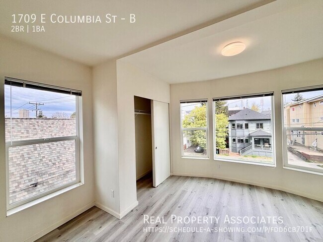 Building Photo - 1709 E Columbia St