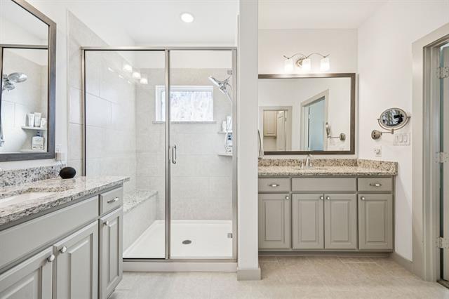 Building Photo - 1000 Redbrick Ln