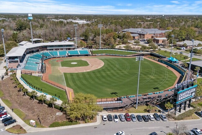 Building Photo - 608 Rd