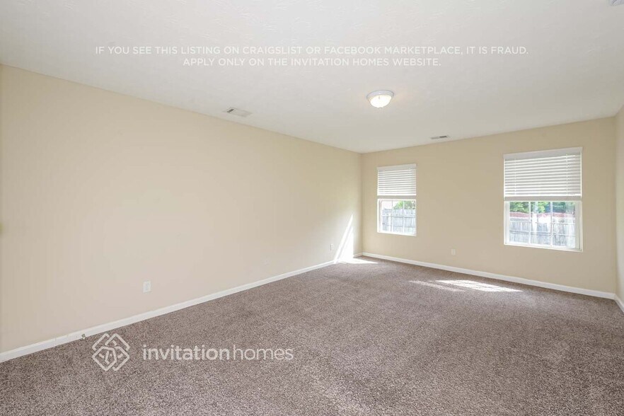 Building Photo - 4030 Hollow Springs Tr SE