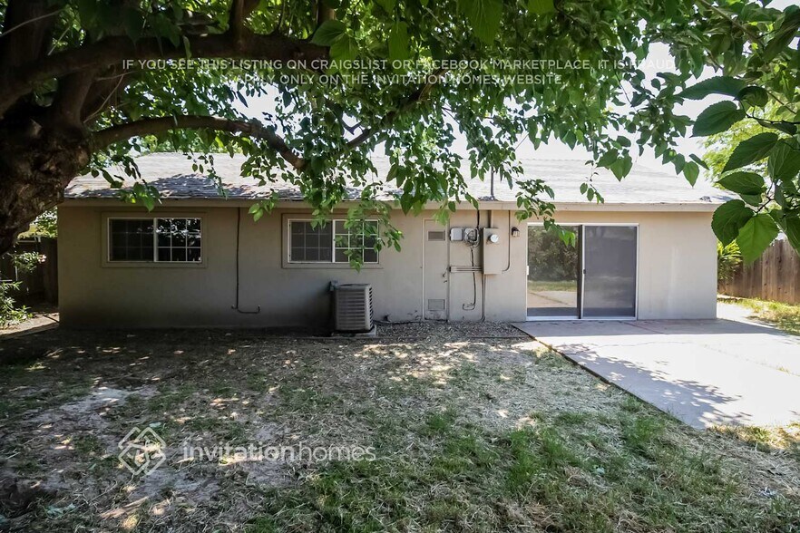 Building Photo - 7713 Samantha Way
