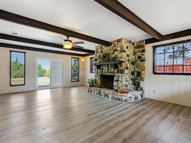 Building Photo - 513 Bluebonnet