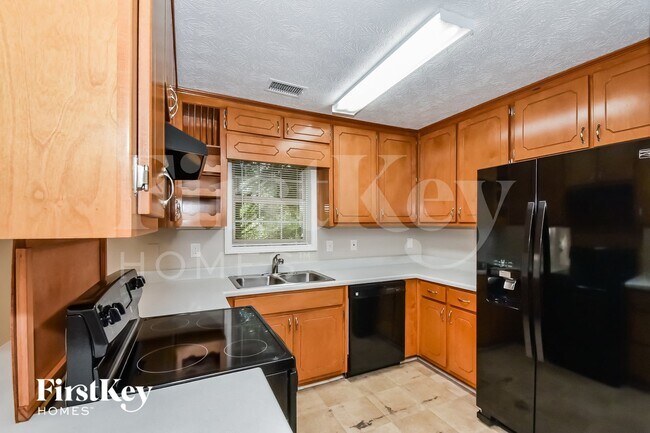 Building Photo - 189 Bay Ct Dr
