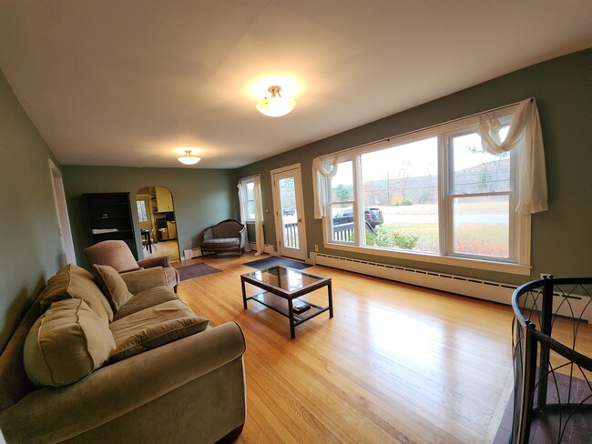 Building Photo - 907 W Swanzey Rd