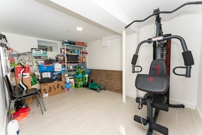 Building Photo - 86 Fremont St