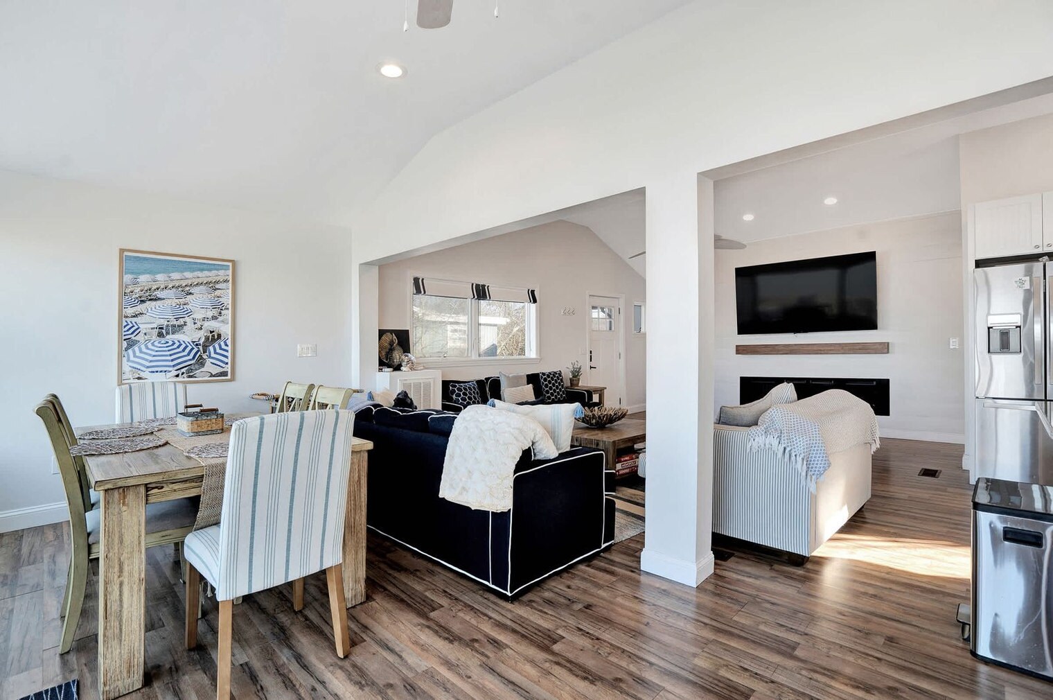 Building Photo - 212 Creek Rd