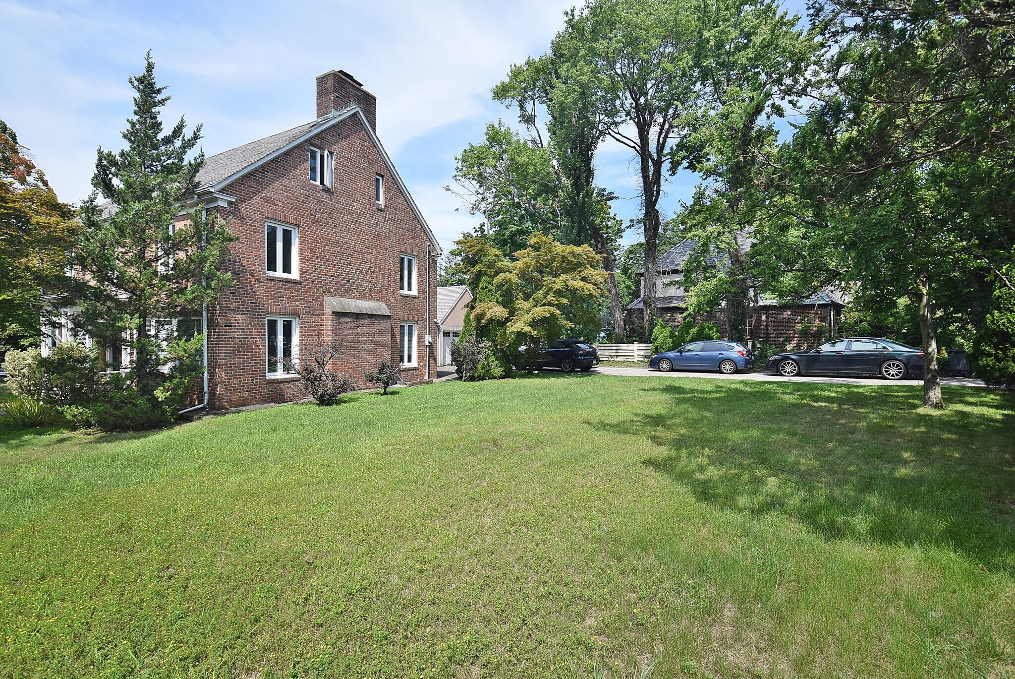 Building Photo - 25 Old Mill Rd