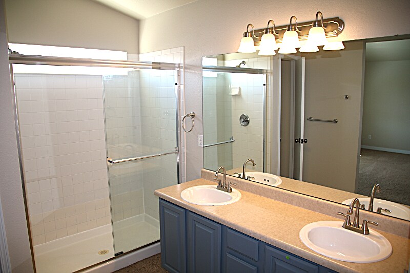 Building Photo - 2651 Sunstone Dr