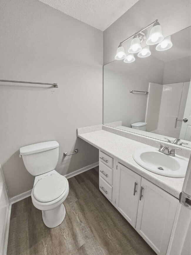 Building Photo - North Hall Ranch Available Immediately