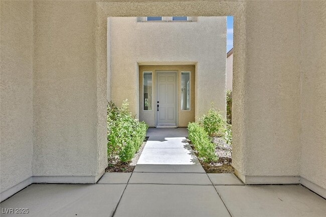Building Photo - 2524 Flodden St