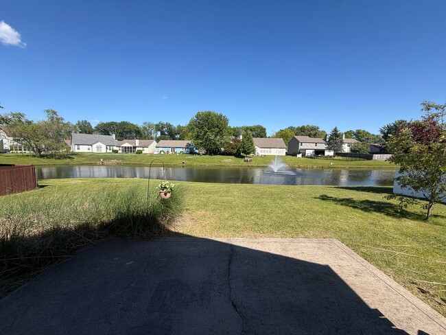Building Photo - Fantastic 3 Bedroom 2 bath home on a pond