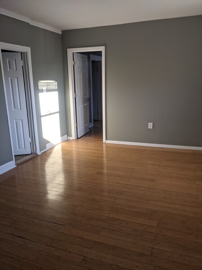 155 Linden Ave 155 Linden Ave Elmwood Park NJ 07407 Apartment Finder